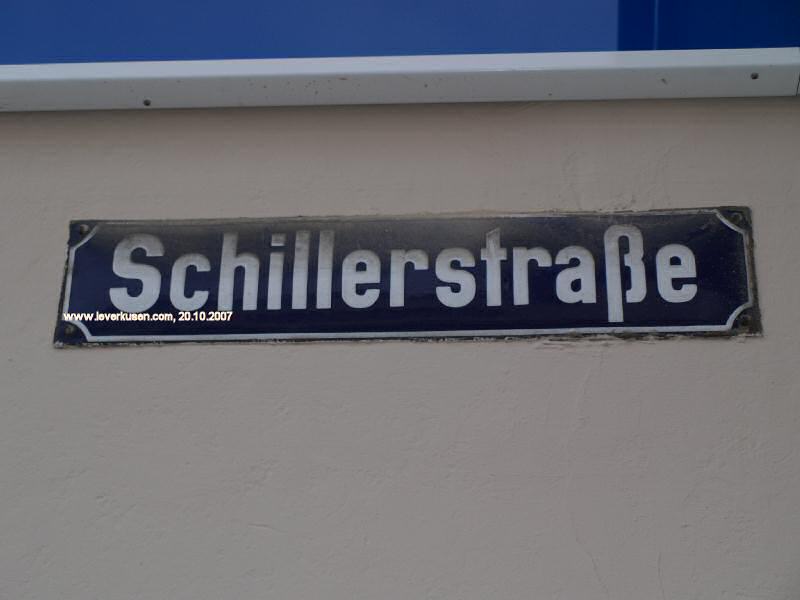Foto der Schillerstr.: Straßenschild Schillerstr.