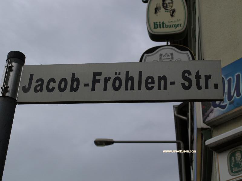 Foto der Jacob-Fröhlen-Str.: Straßenschild Jacob-Fröhlen-Str.