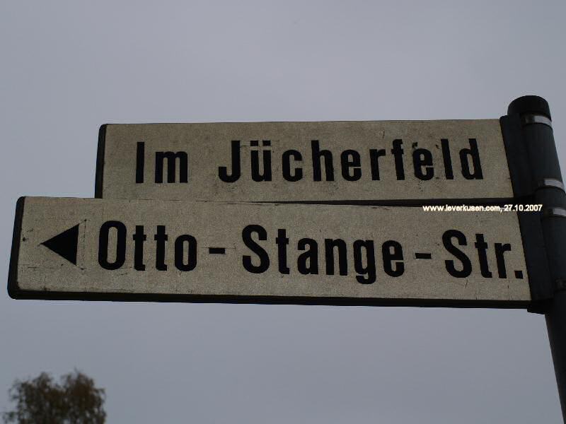 Foto der Im Jücherfeld: Straßenschild Im Jücherfeld