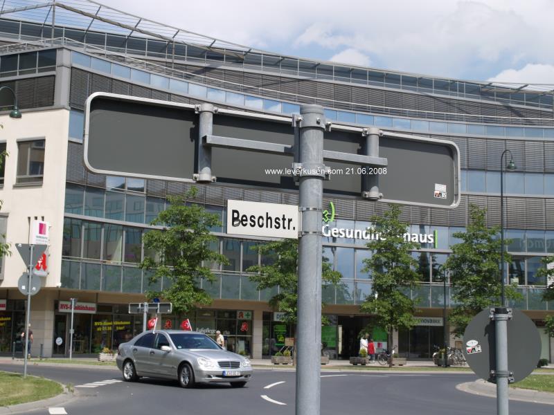 Foto der Peschstr.: Straßenschild P(B)eschstr.