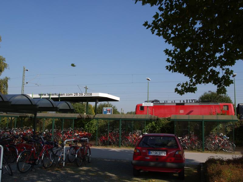 Leverkusen, S-Bahn-Station Leverkusen Chempark (ehem ...