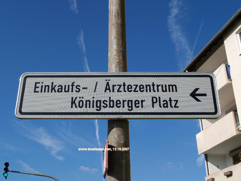 Hinweisschild Königsberger Platz