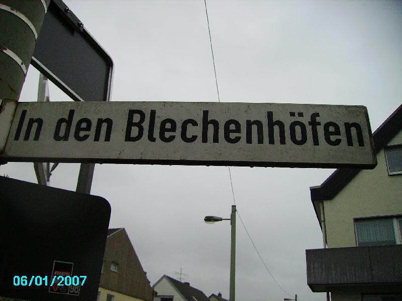 Foto der In den Blechenhöfen: Straßenschild In den Blechenhöfen