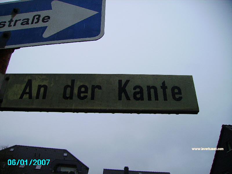 Foto der An der Kante: Kante Straßenschild