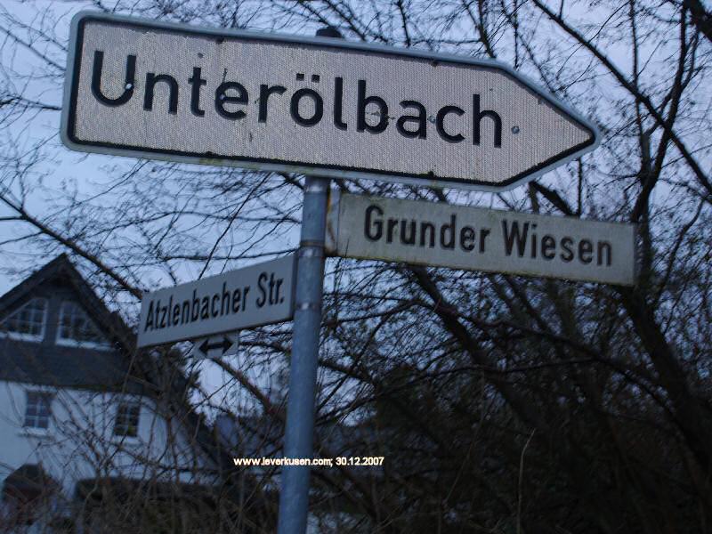 Grunder Wiesen, Atzlenbacher Str. und Unterölbach Straßenschild