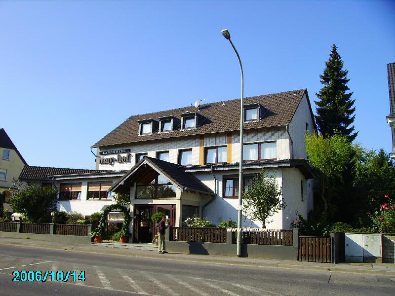 Foto der Burscheider Straße: Landhotel Mayhof