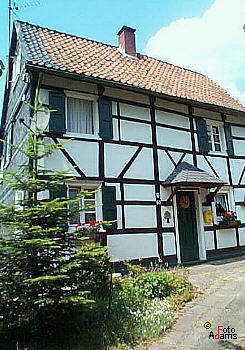 Fachwerkwohnhaus, Am Arenzberg 60