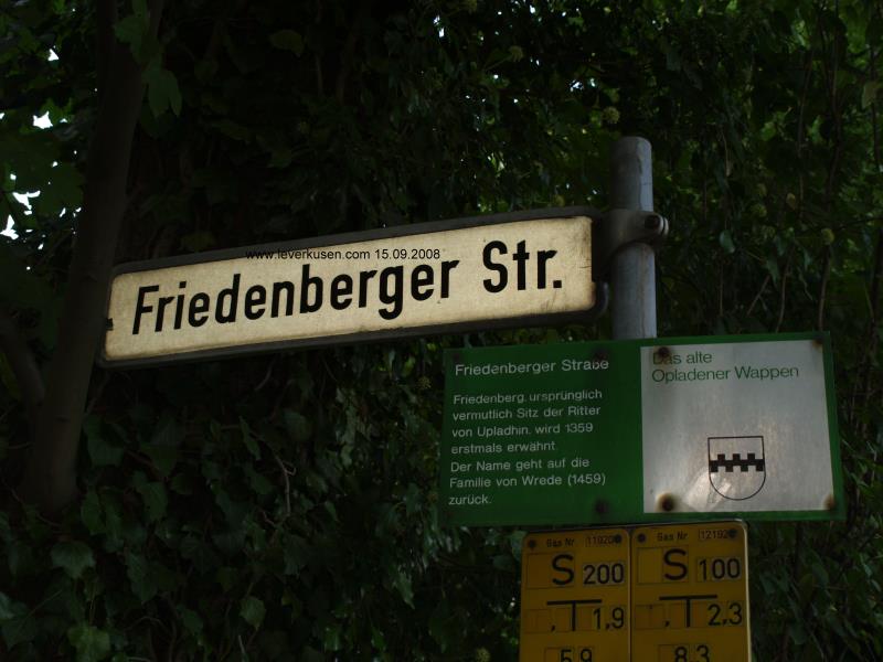 Foto der Friedenberger Str.: Straßenschild Friedenberger Str.