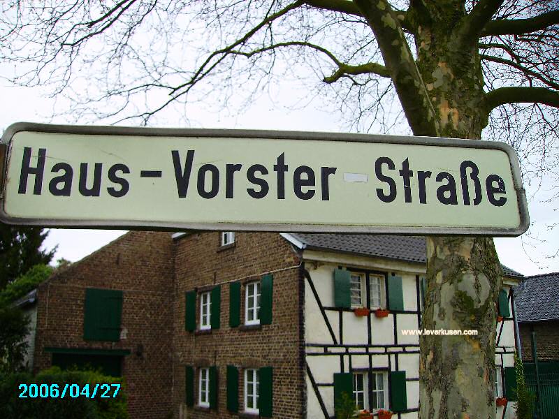 Foto der Haus-Vorster Straße: Straßenschild Haus-Vorster-Str.