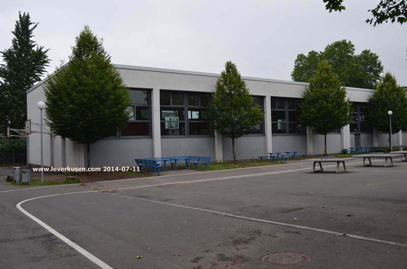 Landrat-Lucas-Gymnasium, Sporthalle