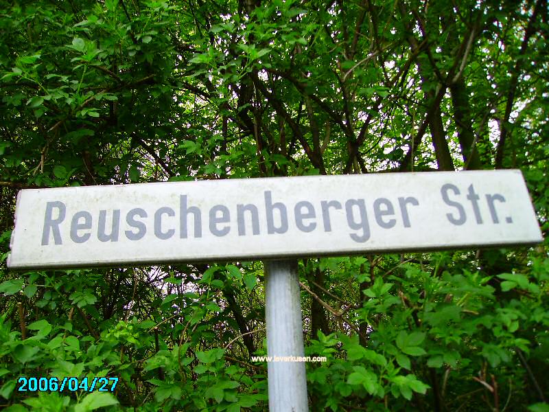 Straßenschild Reuschenberger Straße