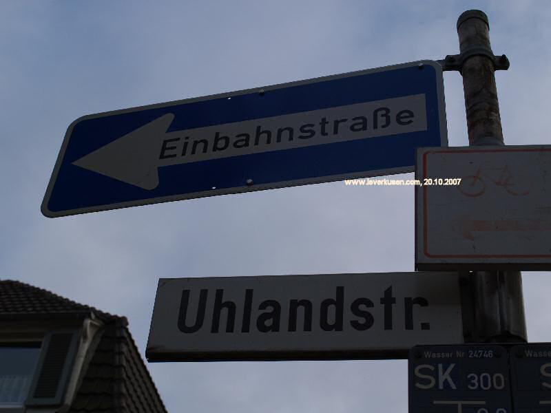 Foto der Uhlandstr.: Straßenschild Uhlandstr.