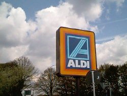 Der neue Billig-Lebensmittel-Discounter in Opladen (14 k)