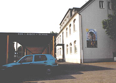 Foto der Quettinger Straße: Don-Bosco-Grundschule