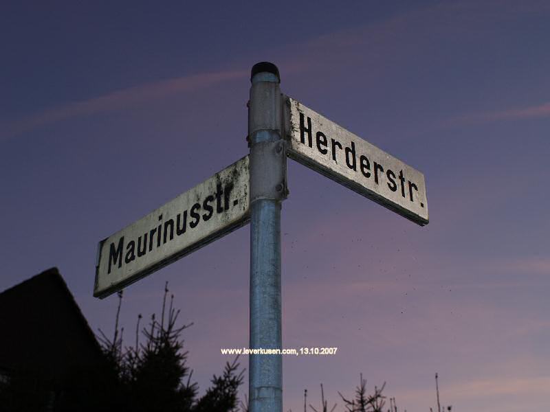 Foto der Maurinusstr.: Straßenschild Maurinusstr.