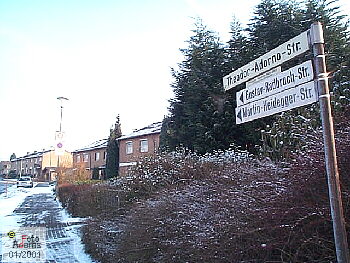 Foto der Martin-Heidegger-Str.: Straßenschild Martin-Heidegger-Str.