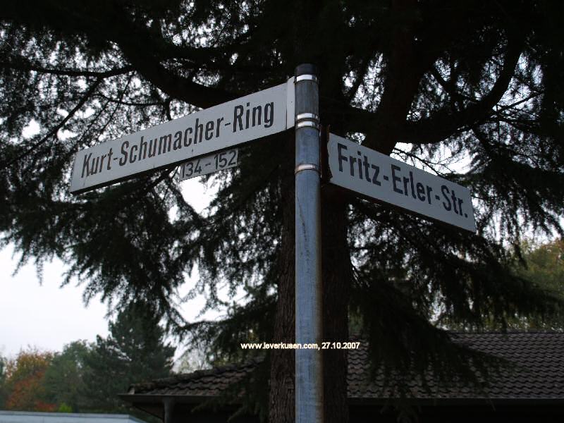 Foto der Fritz-Erler-Str.: Straßenschild Fritz-Erler-Str.