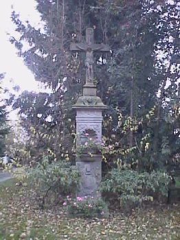 Gronenborn, Kreuz