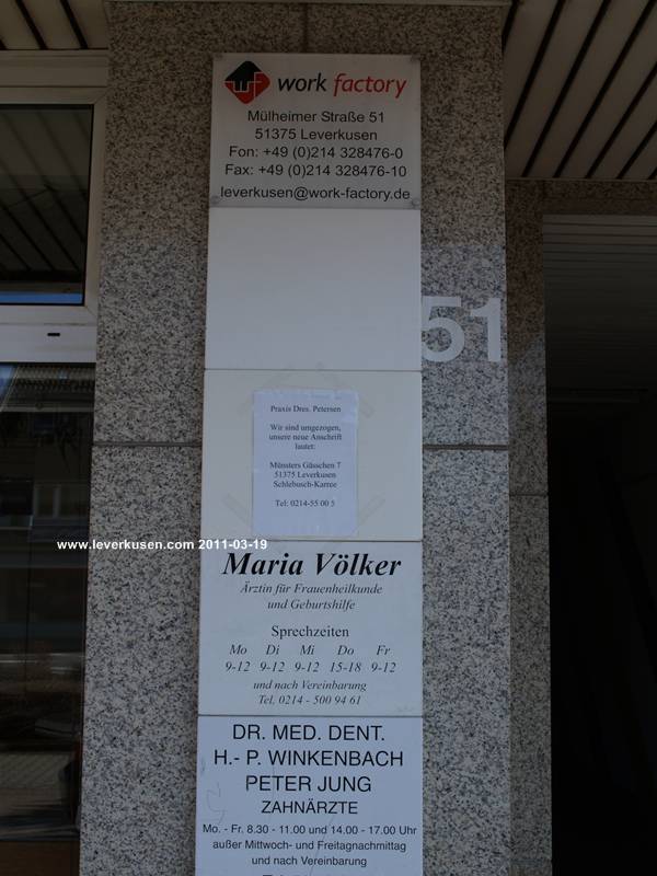 Mülheimer Str. 51, Schild