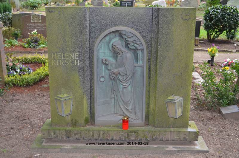 Waldfriedhof, Grabstein Helene Kirsch