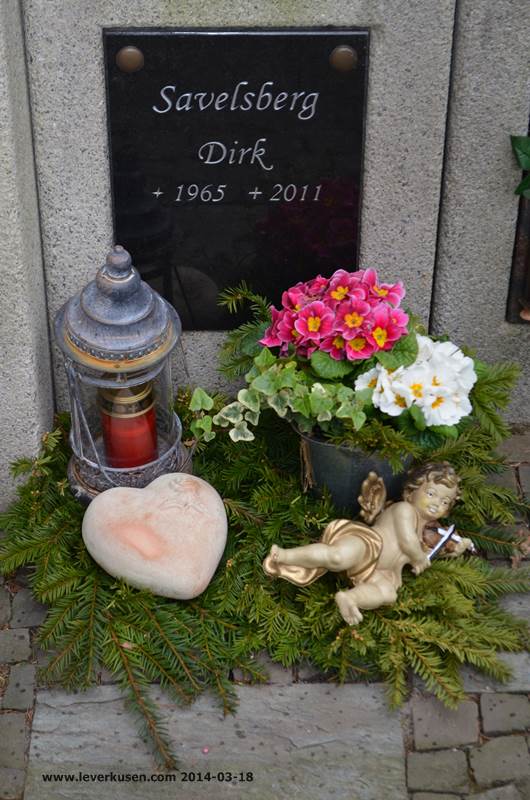 Waldfriedhof, Urnengrab Dirk Savelsberg