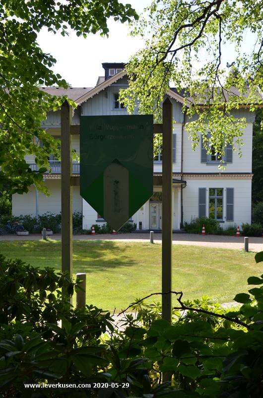 Villa Wuppermann mit Schild