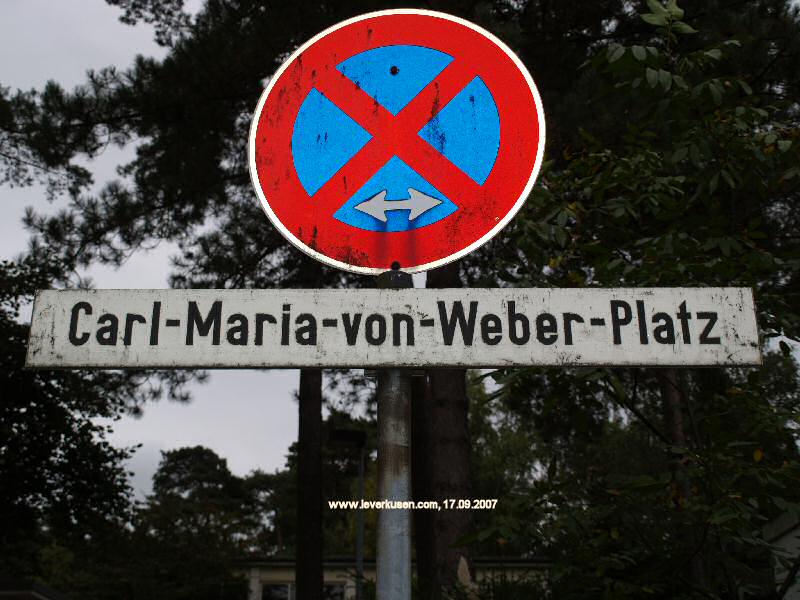Foto der Carl-Maria-von-Weber-Platz: Straßenschild Carl-Maria-von-Weber-Platz