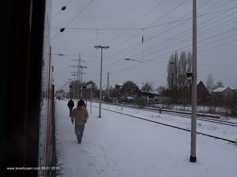 Bahnhof Schlebusch im Schnee