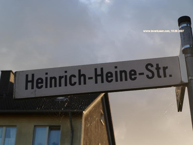 Foto der Heinrich-Heine-Str.: Straßenschild Heinrich-Heine-Str.