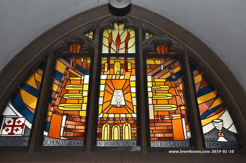 Sankt Joseph, Läufer-Fenster