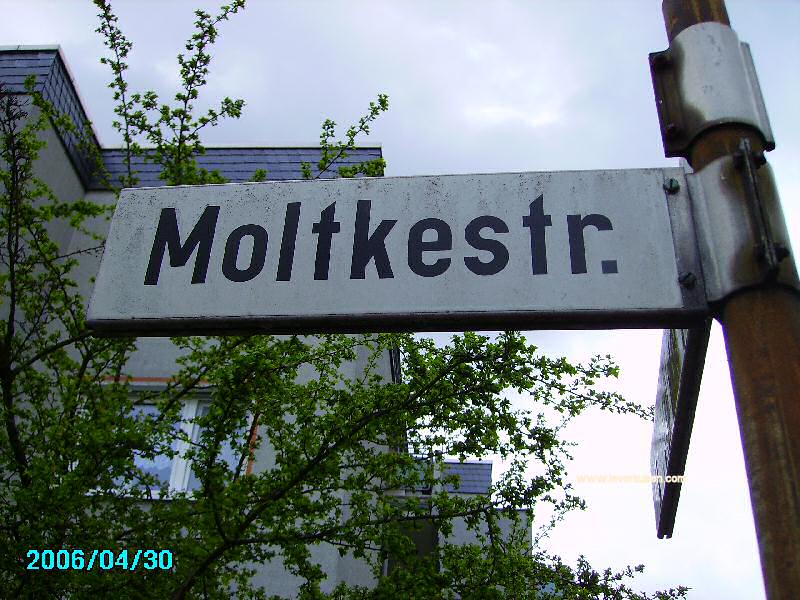 Foto der Moltkestr.: Straßenschild Moltkestr.