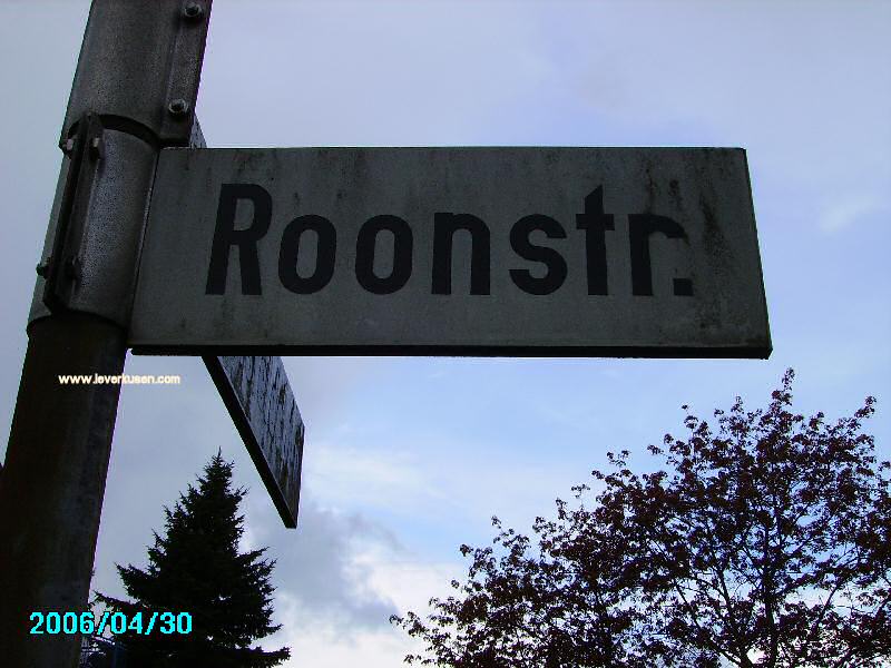 Foto der Roonstr.: Straßenschild Roonstr.