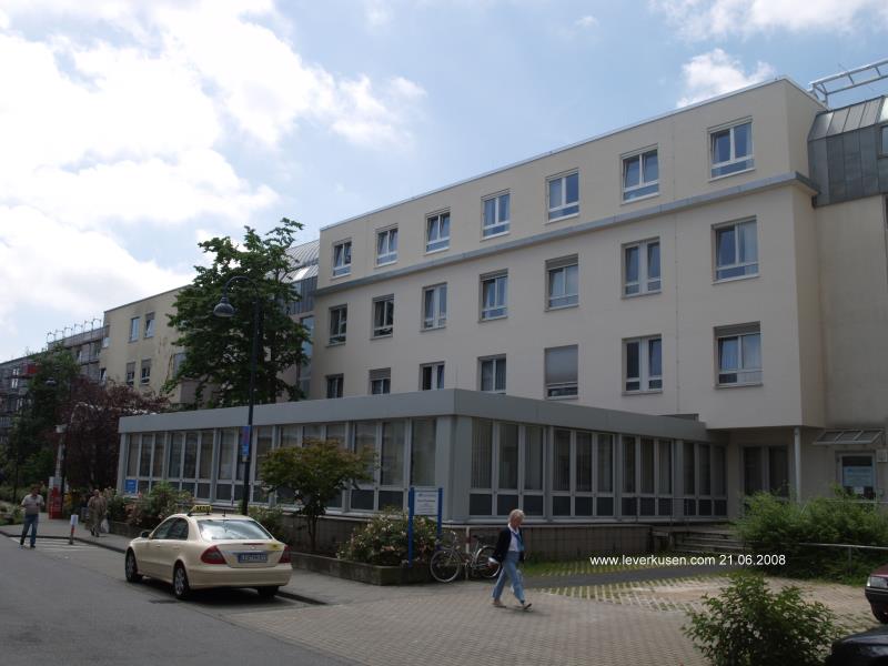 Foto der Adolfsstraße: St-Josef-Krankenhaus
