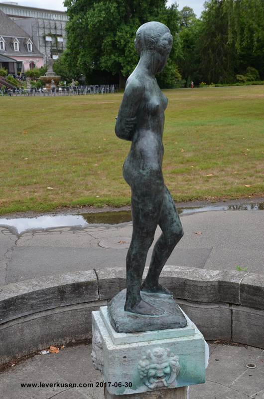 Jungmädchenbrunnen