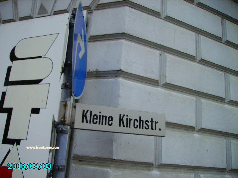 Straßenschild Kleine Kirchstraße
