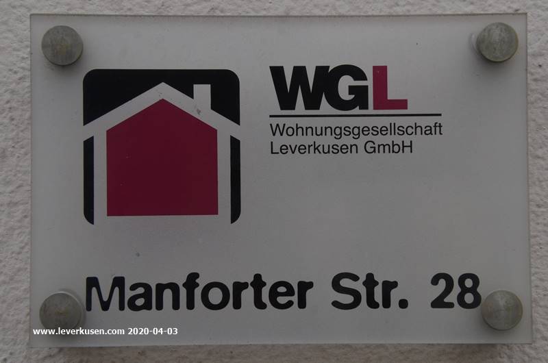 Manforter Str. 28, Schild