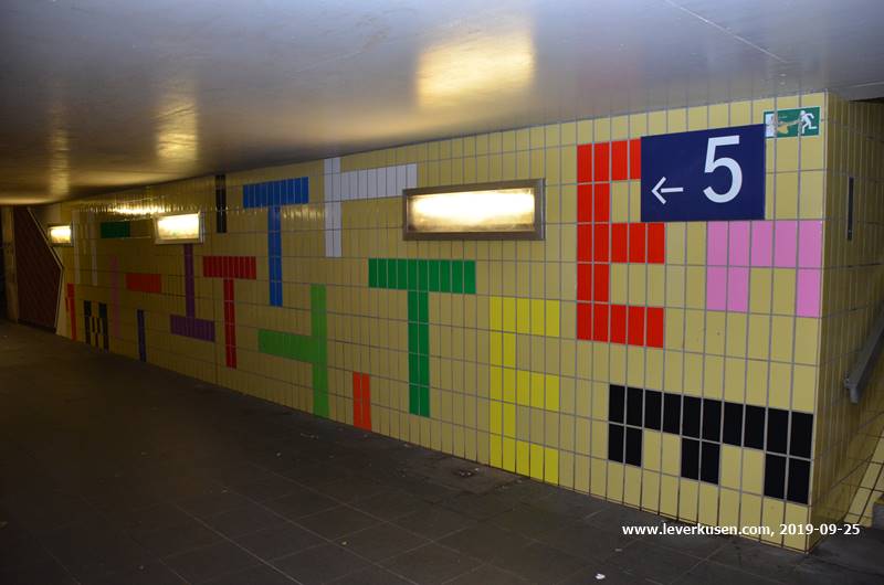 Bahnhof Mitte, Unterführung