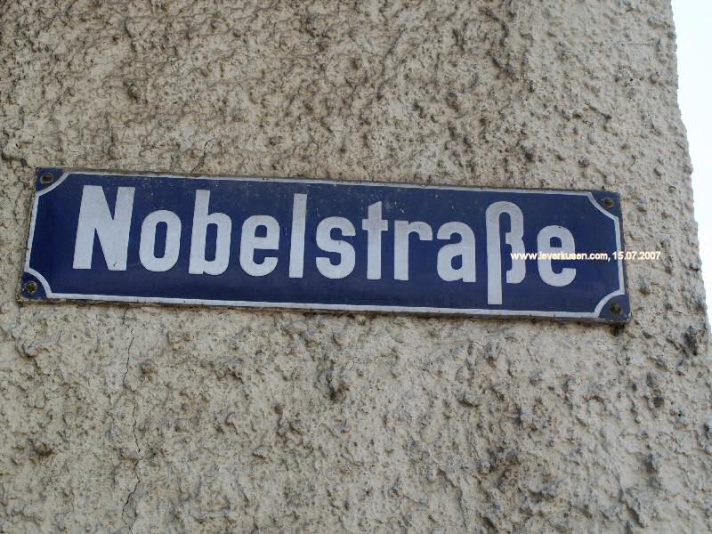 Straßenschild Nobelstraße
