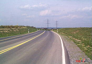 Rheinallee mit Altlast Dhünnaue
