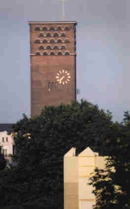 Foto der Wiesdorfer Platz: Herz-Jesu-Kirche