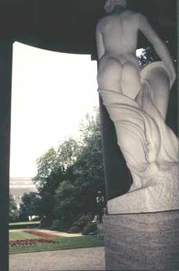 Statue im CD-Park
