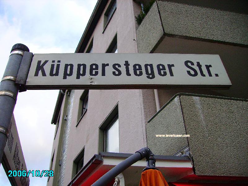 Foto der Küppersteger Straße: Straßenschild Küppersteger Str.