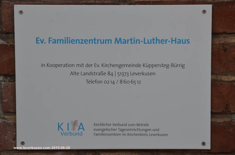 Martin-Luther-Haus, Familienzentrums-Schild