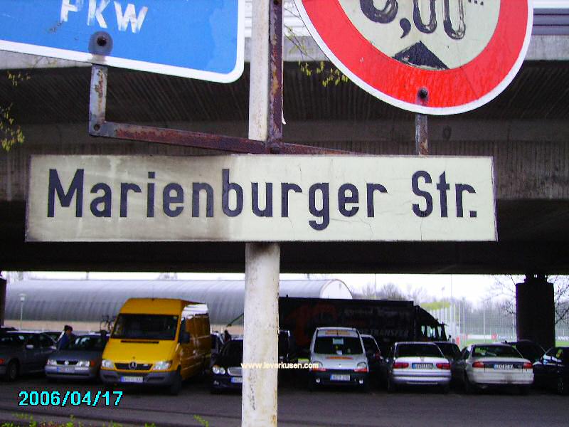 Foto der Marienburger Str.: Straßenschild Marienburger Str.