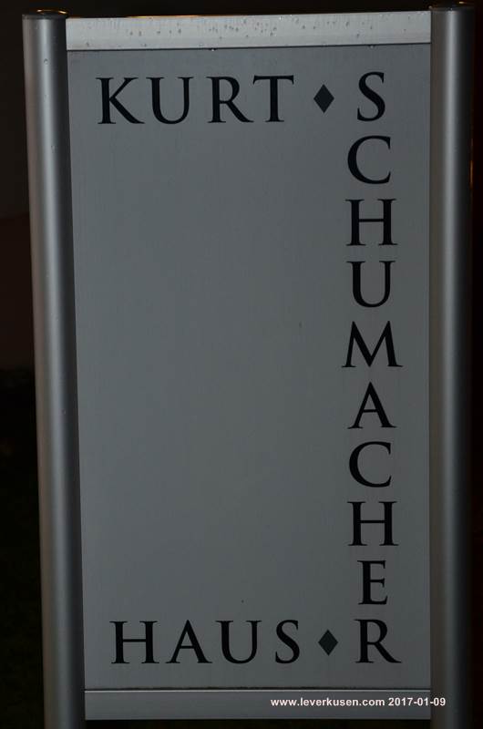 Leverkusen Bild Kurt Schumacher Haus Schild