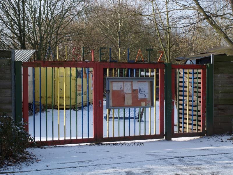 Eingang Bauspielplatz Rheindorf