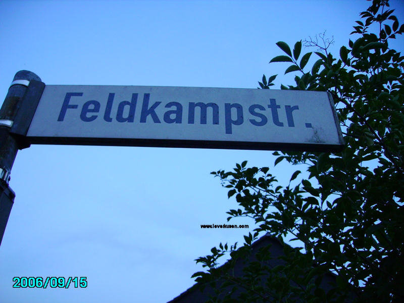 Foto der Feldkampstr.: Straßenschild Feldkampstraße