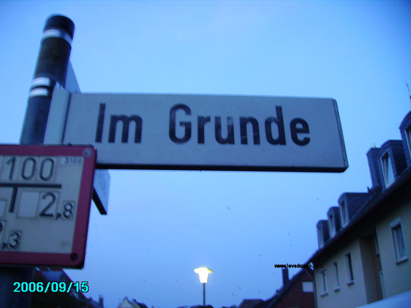 Foto der Im Grunde: Straßenschild Im Grunde