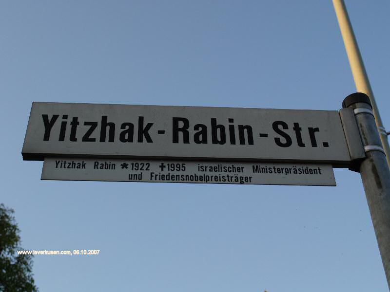 Foto der Yitzhak-Rabin-Str.: Straßenschild Yitzhak-Rabin-Str.