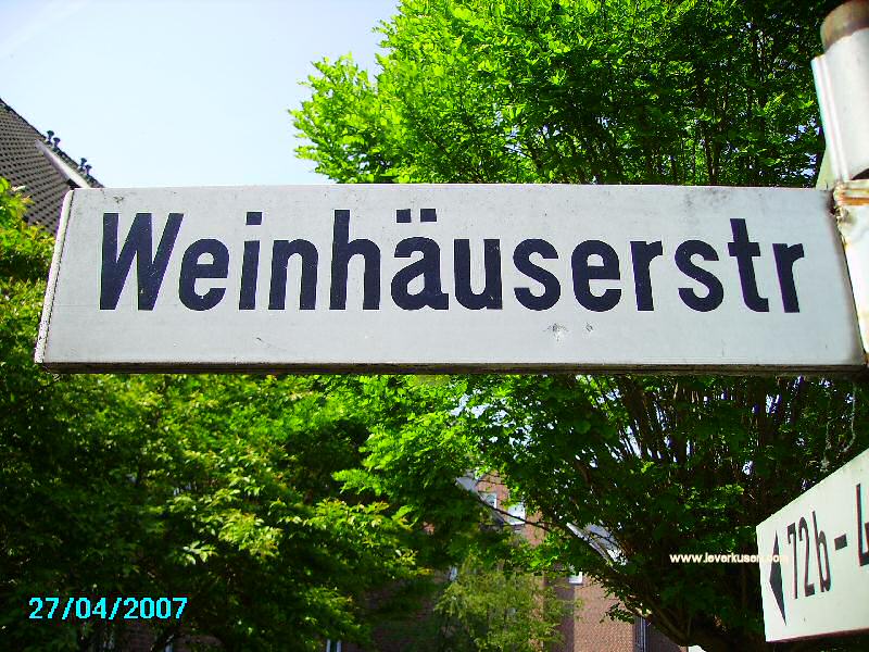 Foto der Weinhäuserstr.: Straßenschild Weinhäuserstraße
